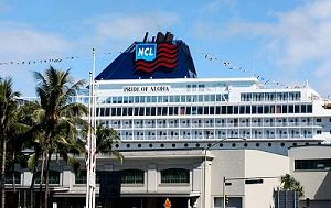 Pride of Aloha docked at Honolulu Harbor.