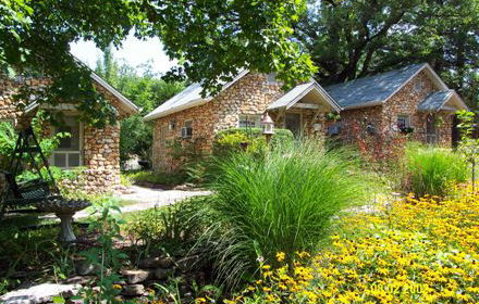 Eureka Springs Bed And Breakfast Rock Cottage Gardens A Bed