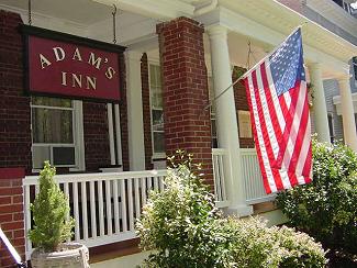 adams inn