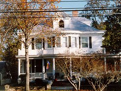 captain's quarters inn