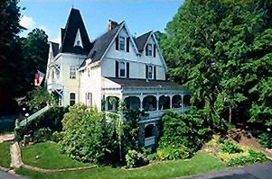 cedar crest victorian inn